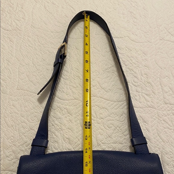 Kate Spade New York Clarke Street Anika leather shoulder bag in navy blue - Picture 11 of 14